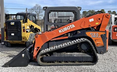 Considering Kubota SVL 90